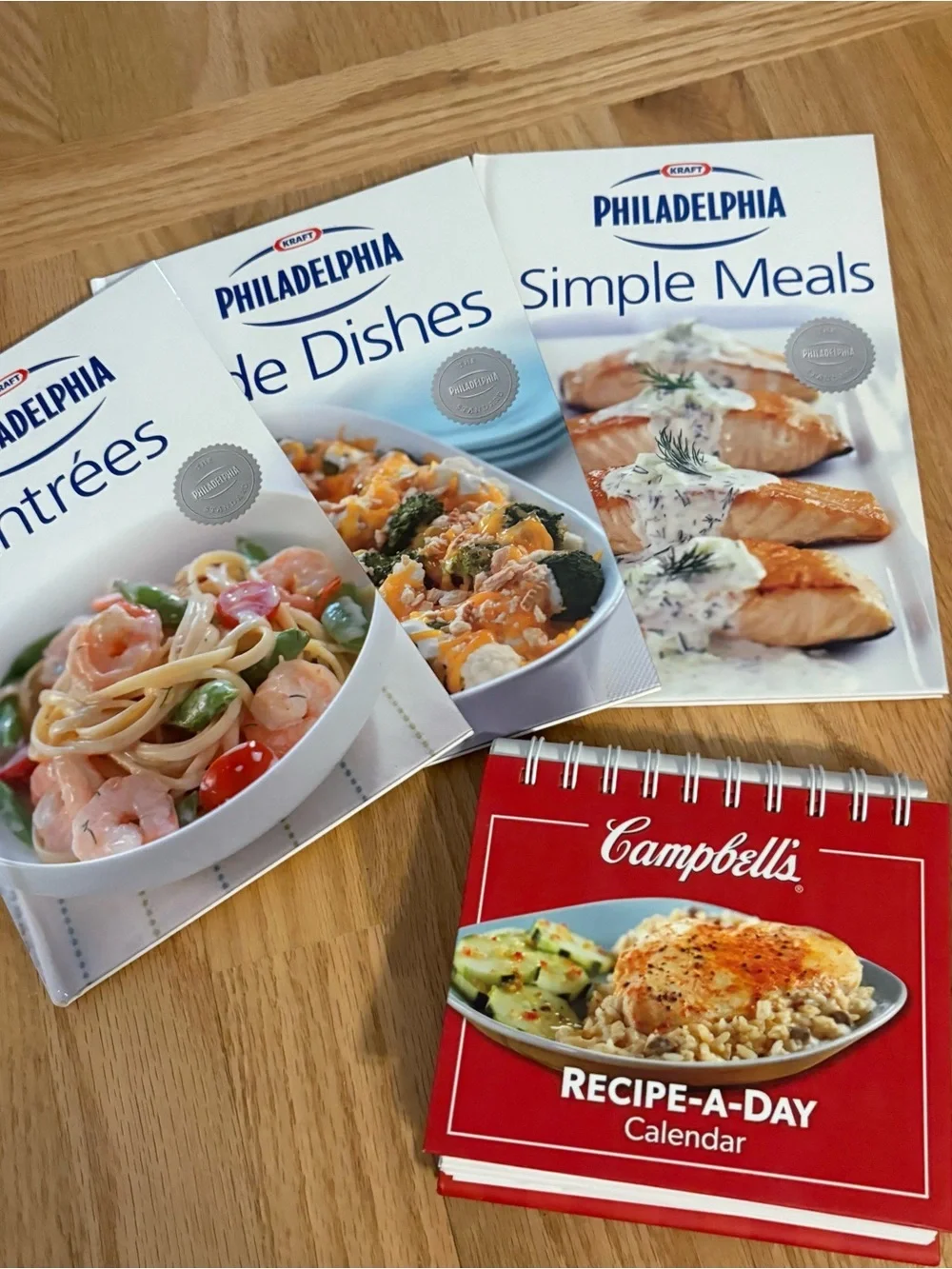Philadelphia & Campbell's Cookbook Set Slow Cooker Crockpot Recipe a Day